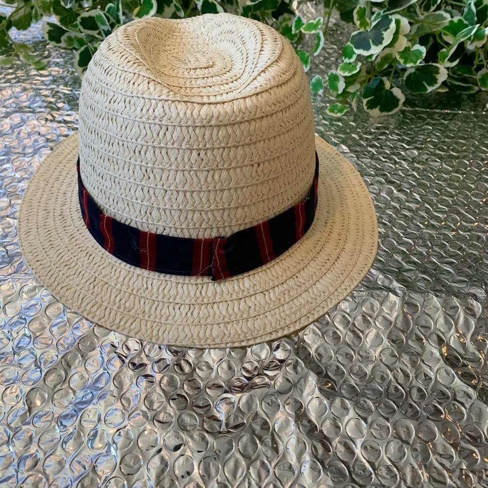 Fedora Custom designed creme - Picture 2 of 4